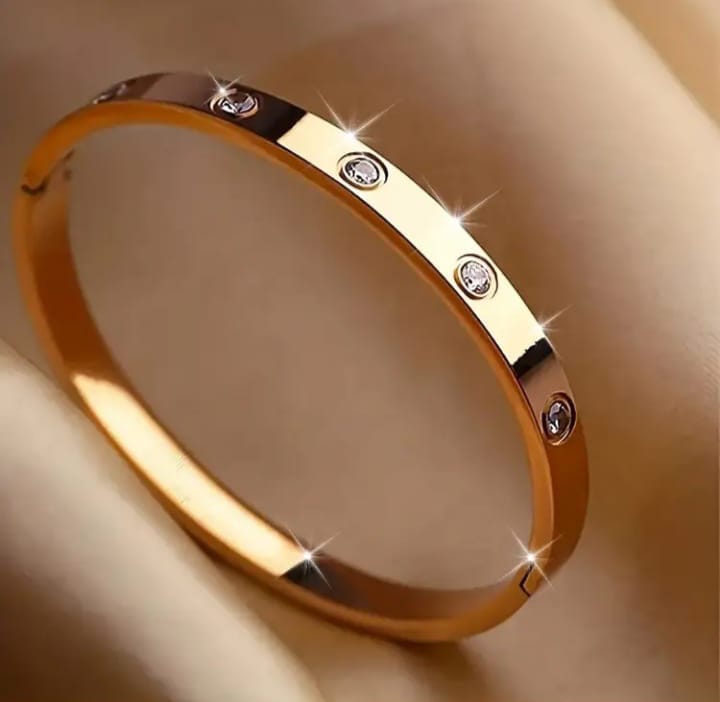 Love Bracelet Cartier