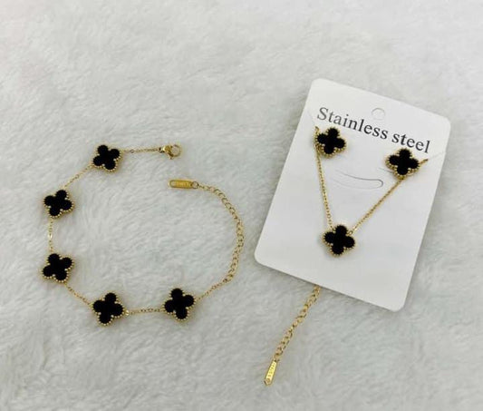 Four Leaf Clover Jewelry Set